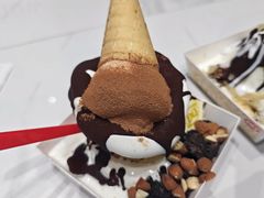-DQ·蛋糕·冰淇淋(大宁国际商业广场店)
