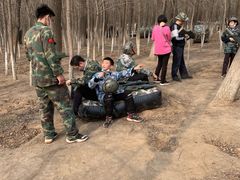 -亲兄弟真人CS团建拓展基地