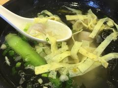 -玖鲜小笼(中山广场店)