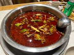 -肖肖酸萝卜鱼火锅(总店)