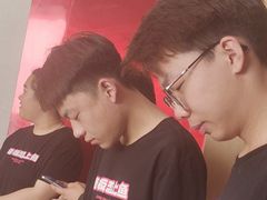 -老板恋上鱼(恒隆广场店)