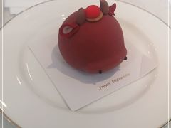 -Fridi Patisserie Cafe