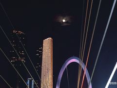 -南京眼步行桥