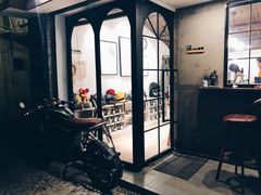 -Double cafe