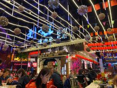 -刘姐啤酒鱼民族演艺餐厅(西街总店)