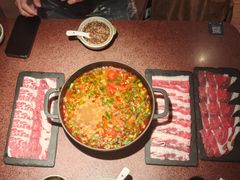 -旺福·贵州酸汤牛肉火锅(陆悦天地店)