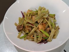 -品味居·首店·大连鲜活海鲜大连菜(东港店)
