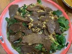 -老三样·美食研究中心(世贸路店)