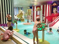 -涨巢·潮玩水疗局