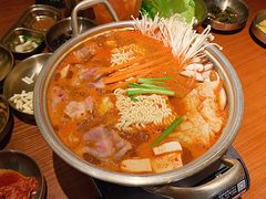 泡菜肥牛部队锅-春熙台韩国料理·章鱼肥牛(西丽店)