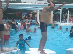 -热带风暴水上乐园