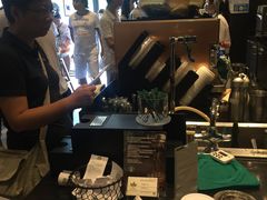 -星巴克臻选(舟山凯虹广场店)