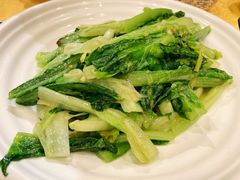 蒜蓉炒油麦菜-粤·向群饭店(泮塘路店)