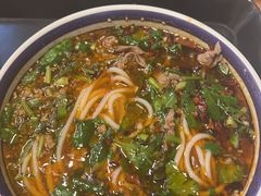 -云阿蛮云南生烫牛肉米线(奉贤路店)