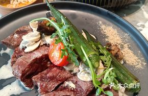 Diana-Style Beef Topside