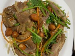 花生捞起猪手-石头咕(葵蓬店)