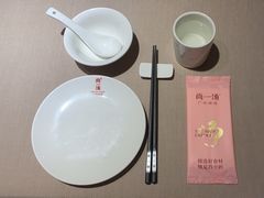 -尚一汤 广东炖汤(金桥国际店)