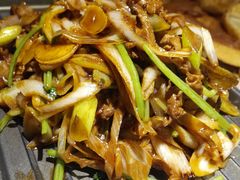 葱爆羊肉-旺顺阁鱼头泡饼(常营店)