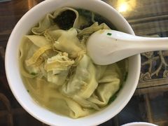 -笑来喜馄饨小笼工坊店(湖滨街店)
