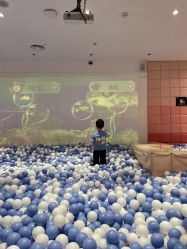 -奈尔宝·儿童乐园·亲子餐厅(华采天地店)