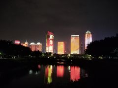 -万绿园