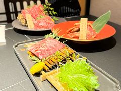 -山川小町·极番烧肉(新地假日广场店)