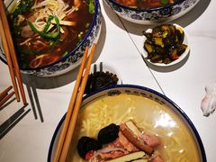 -镇南锅盖面馆(解放路店)