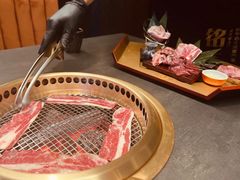 -铭牛烧肉·和牛海鲜自助(高新月牙湖店)
