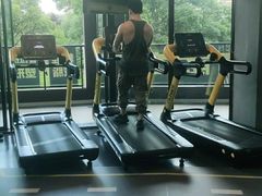 -可逸运动健身(鸿恩寺店)