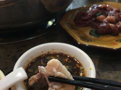 -黄利砖万峰林布依特色酸笋牛肉馆