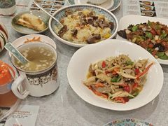 -汗腾格里·风味餐厅(新疆驻京办店)