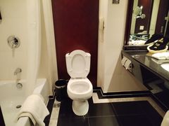 -北京保利大厦酒店(东四十条地铁站店)