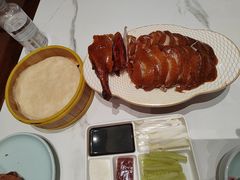 -梅利汴京烤鸭•开封豫菜地标店(东大街店)