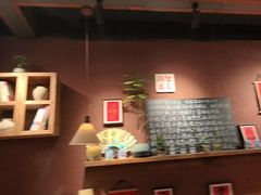 -巴卤社老火锅(财富店)
