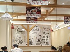 -煲仔皇腊味煲仔饭(经四万达店)
