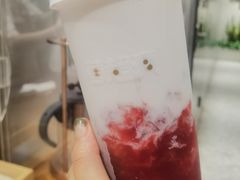 草莓牛乳-莓超疯(浦西万达店)