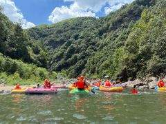 -安吉龙王山峡谷漂流