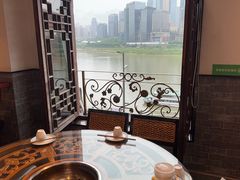 -小天鹅火锅·一线江景洪鼎旗舰店(洪崖洞店)