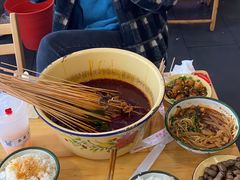 -拈签一笑黄牛肉辣卤串串