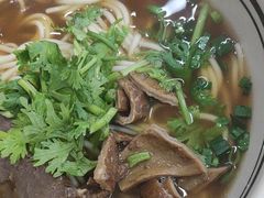 -小马牛肉面·牛骨熬制(南京博物院店)