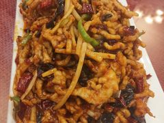 特色鱼香肉丝-桃子餐厅·天津菜(红星路直营店)