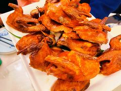 燕郊烧鸽子-燕郊烧鸽子(酷车小镇店)