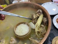 -朴小妹人参鸡汤火锅(长白山万达店)