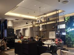 -必胜客(尹山湖歌林公园店)
