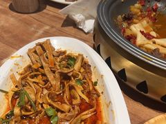 -耶里夏丽·丝路国际新疆菜·清真食品(徐汇南丹东路臻选店)