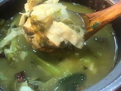 -周鱼小馆石锅酸菜鱼(活力汇店)