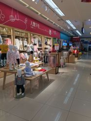 -孩子王童乐园(青岛万达店)