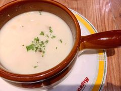 -玛格萝妮(汇智国际商业中心店)