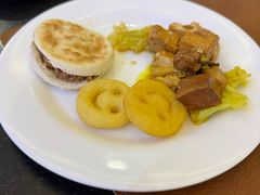 -中豪大酒店-嵩海阁自助餐厅(解放路店)