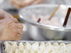 -黄阿姨锅贴大王(万航渡路店)